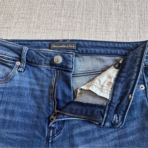 ABERCROMBIE & FITCH Signature Collection Jeans Distressed High-low Raw Hem W 29 - Picture 4 of 16